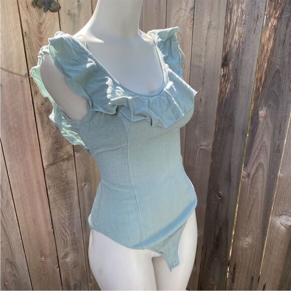 Free People intimately Uh Huh ruffle bodysuit size small - Picture 6 of 8